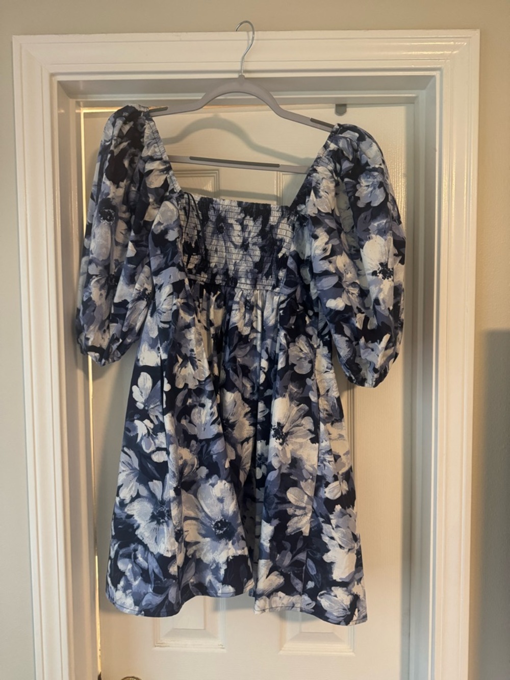 Abercrombie and Fitch Emerson Floral Mini Dress | Puff Sleeves | NWT | Medium - Picture 5 of 5